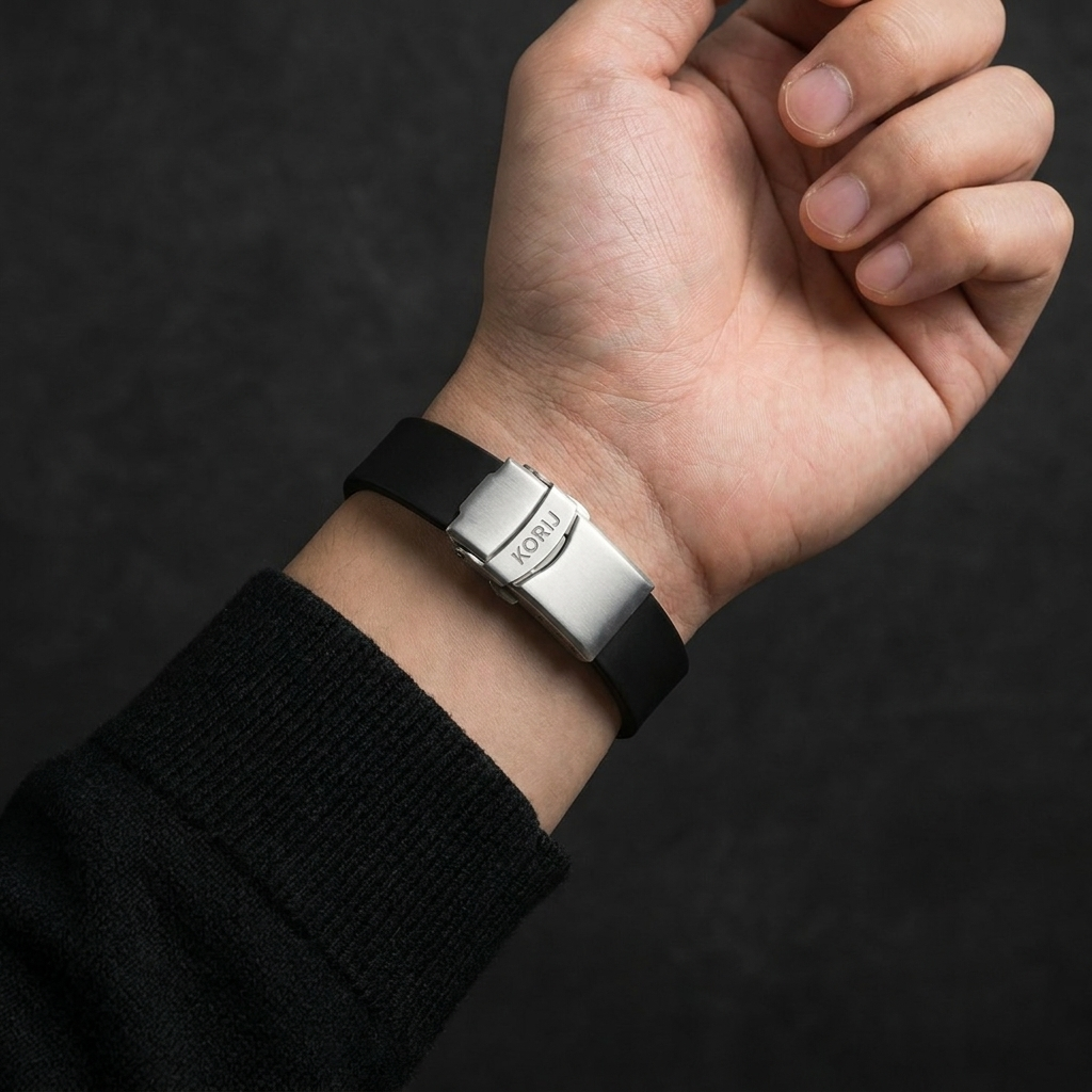 Korij Noir Aura Refillable Fragrance Bracelet